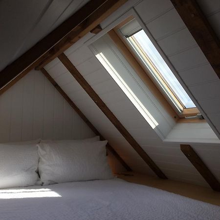 Shepherds Barn West Dean Екстериор снимка