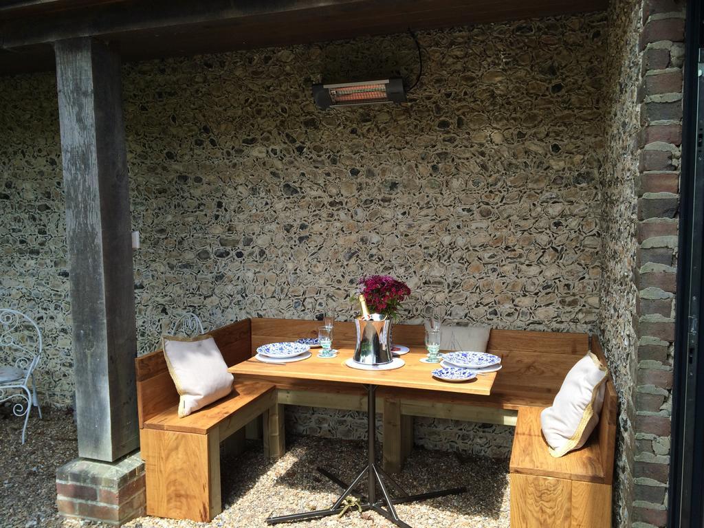 Shepherds Barn West Dean Екстериор снимка