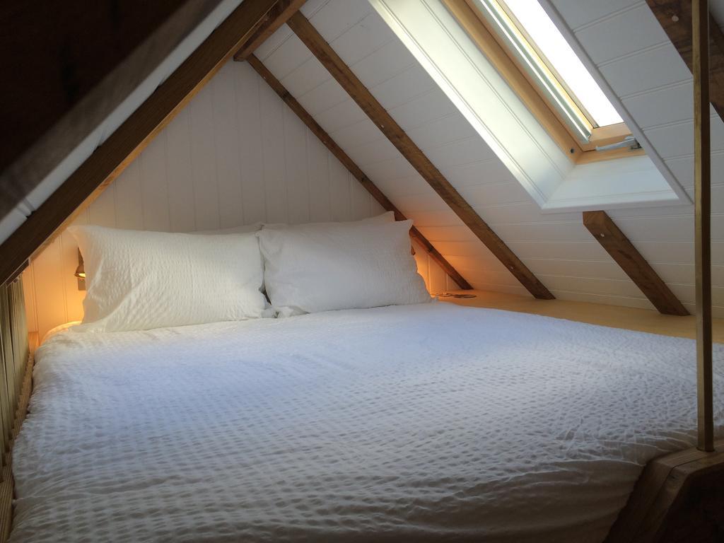Shepherds Barn West Dean Екстериор снимка